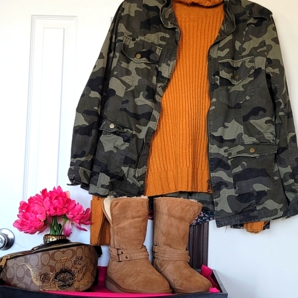 UGG boots - Picture 8 of 8